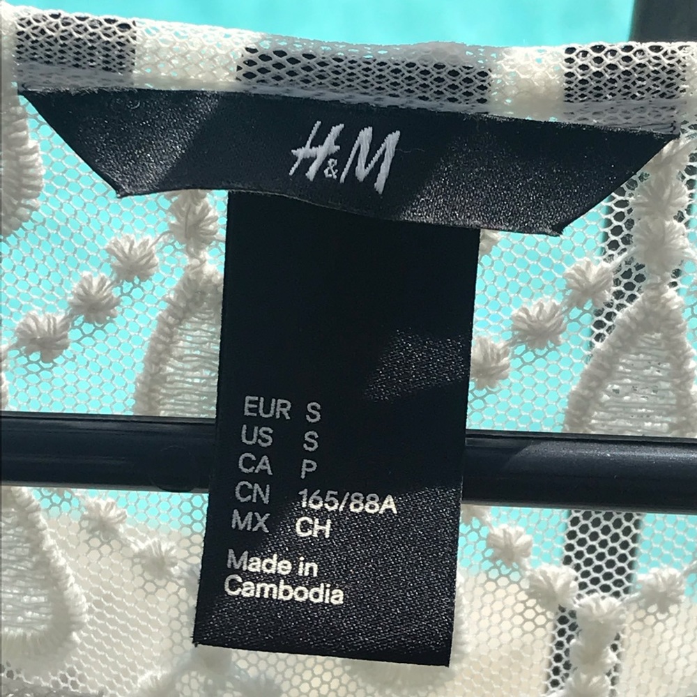 H&M Small Hi-Low Top - Picture 4 of 4